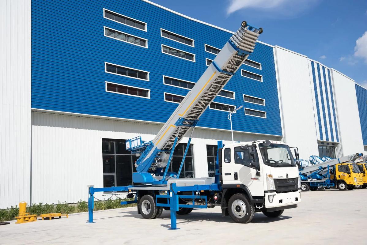 松滋小型云梯车上料车租赁多少钱