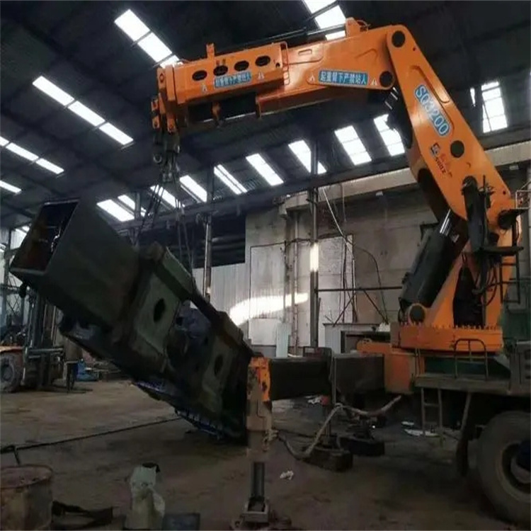 松滋200吨折臂吊出租