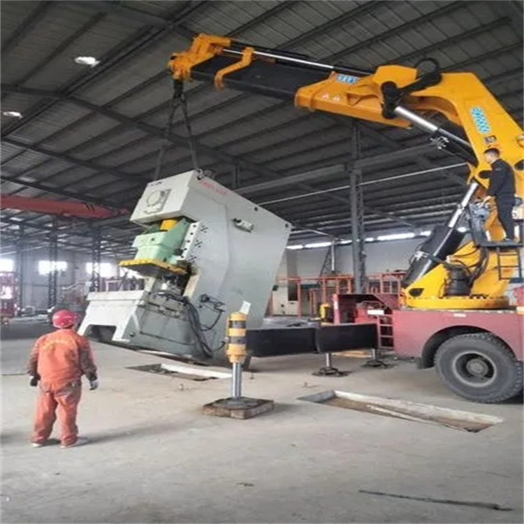 松滋80吨折臂吊车出租附近电话