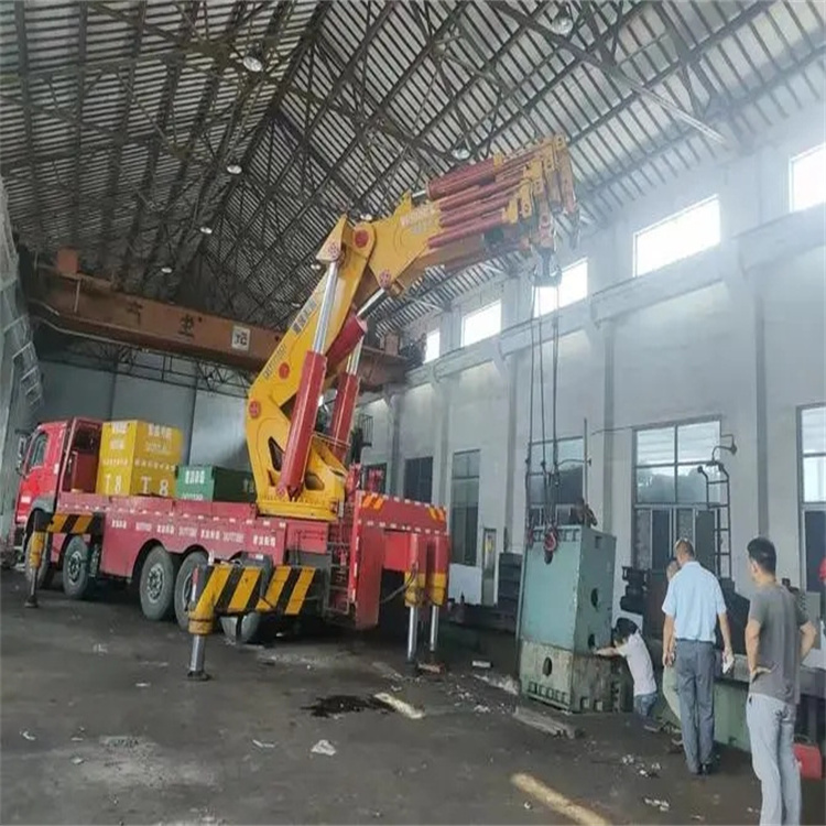 松滋速查！附近自卸吊车租赁电话及租赁全攻略